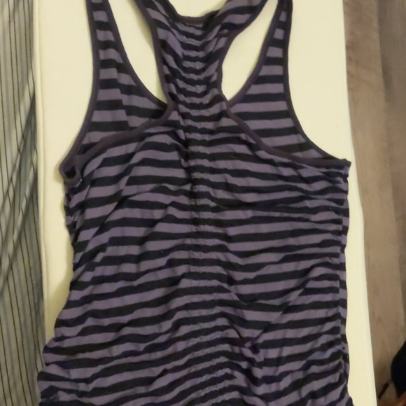Tanktop - Picture 2 of 2